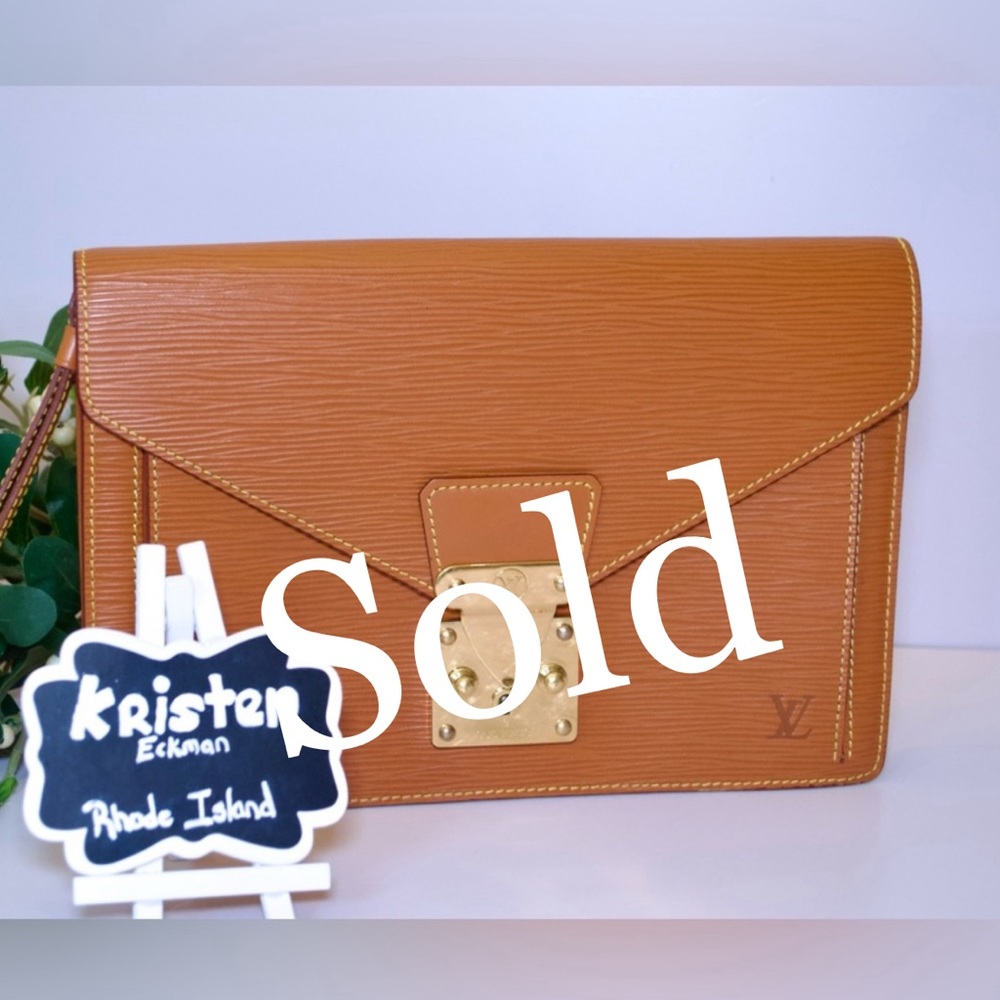 Louis Vuitton Epi Clutch